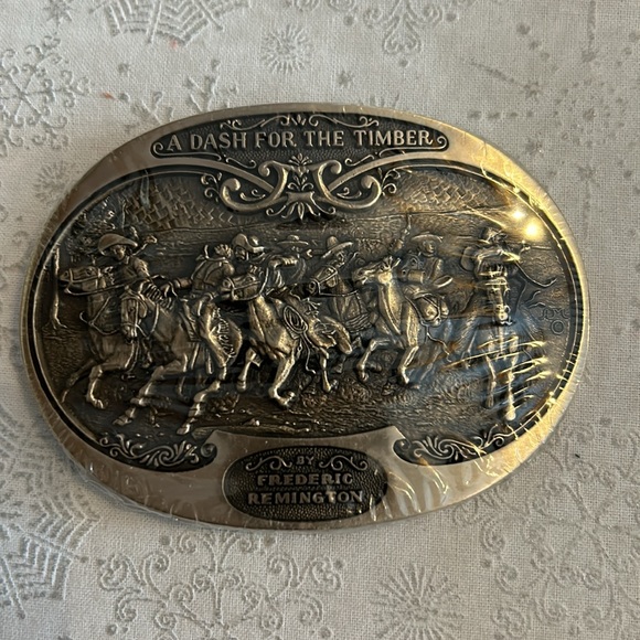 New Limited Edition belt buckles - Picture 5 of 8